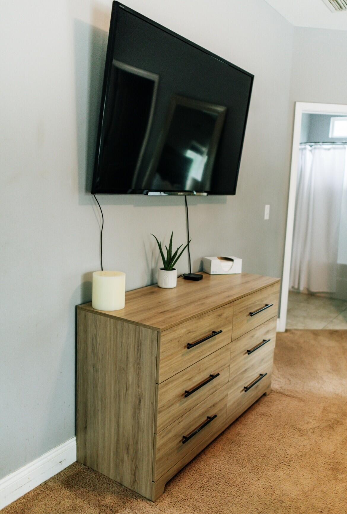 CRESCENT SHORES - Residential Lease