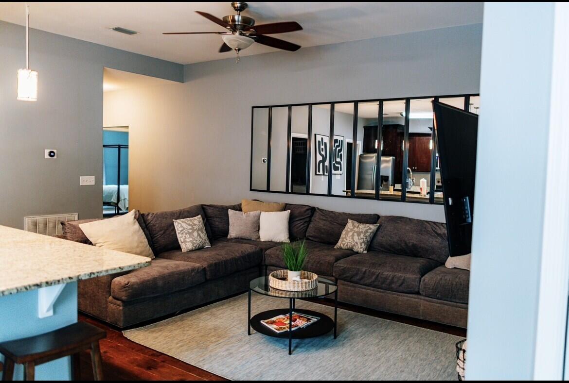 CRESCENT SHORES - Residential Lease