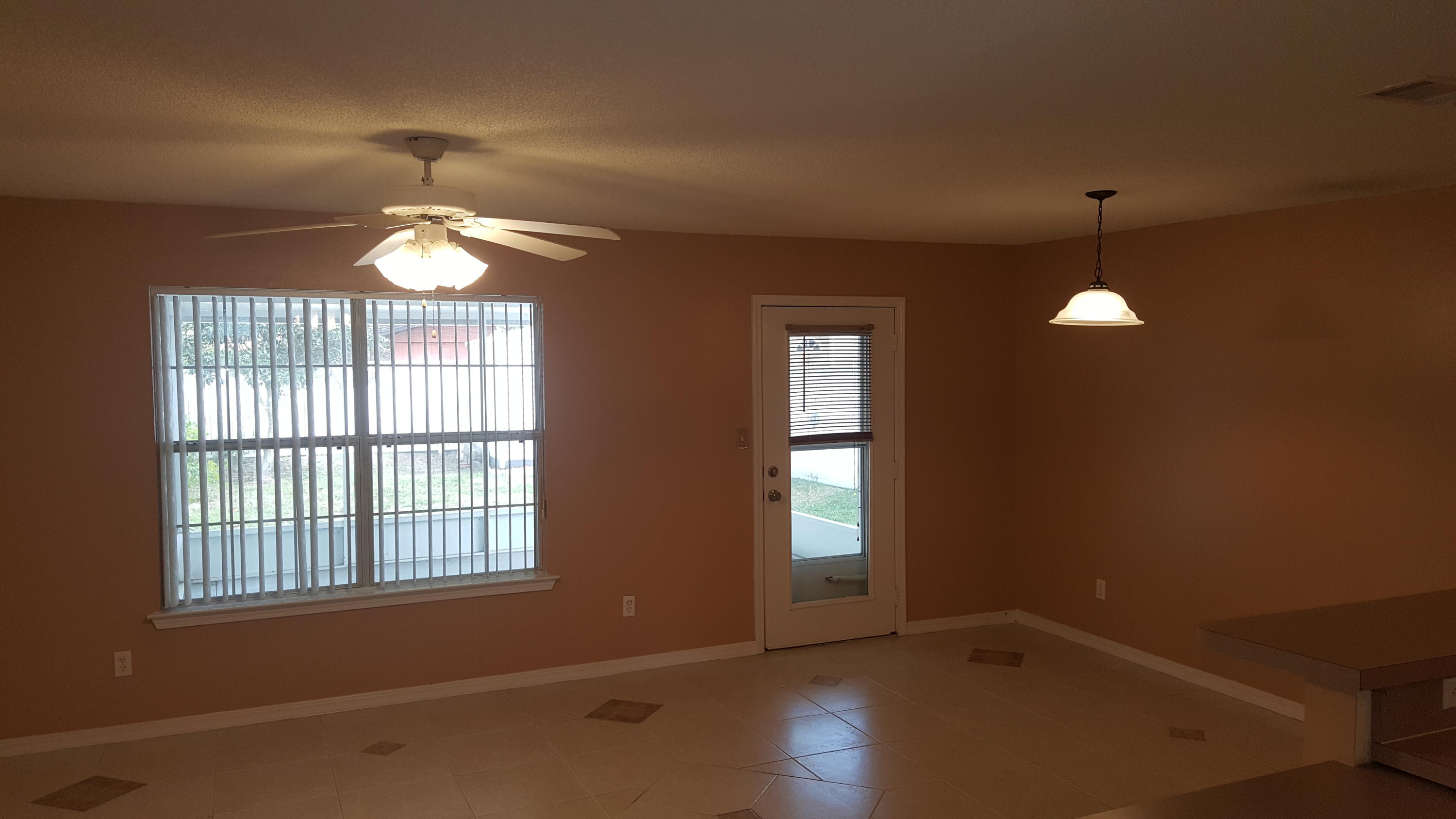 ADASHAN GARDYNS - Residential Lease