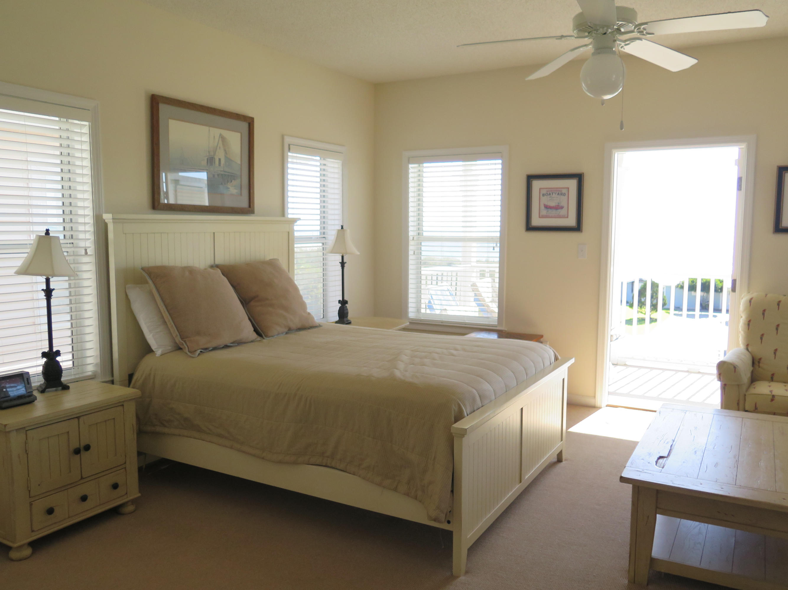 SEABREEZE COTTAGES - Residential