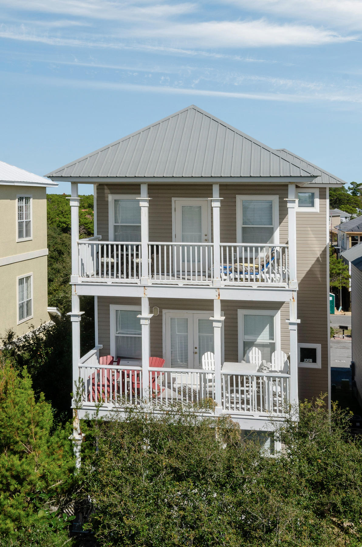 SEABREEZE COTTAGES - Residential