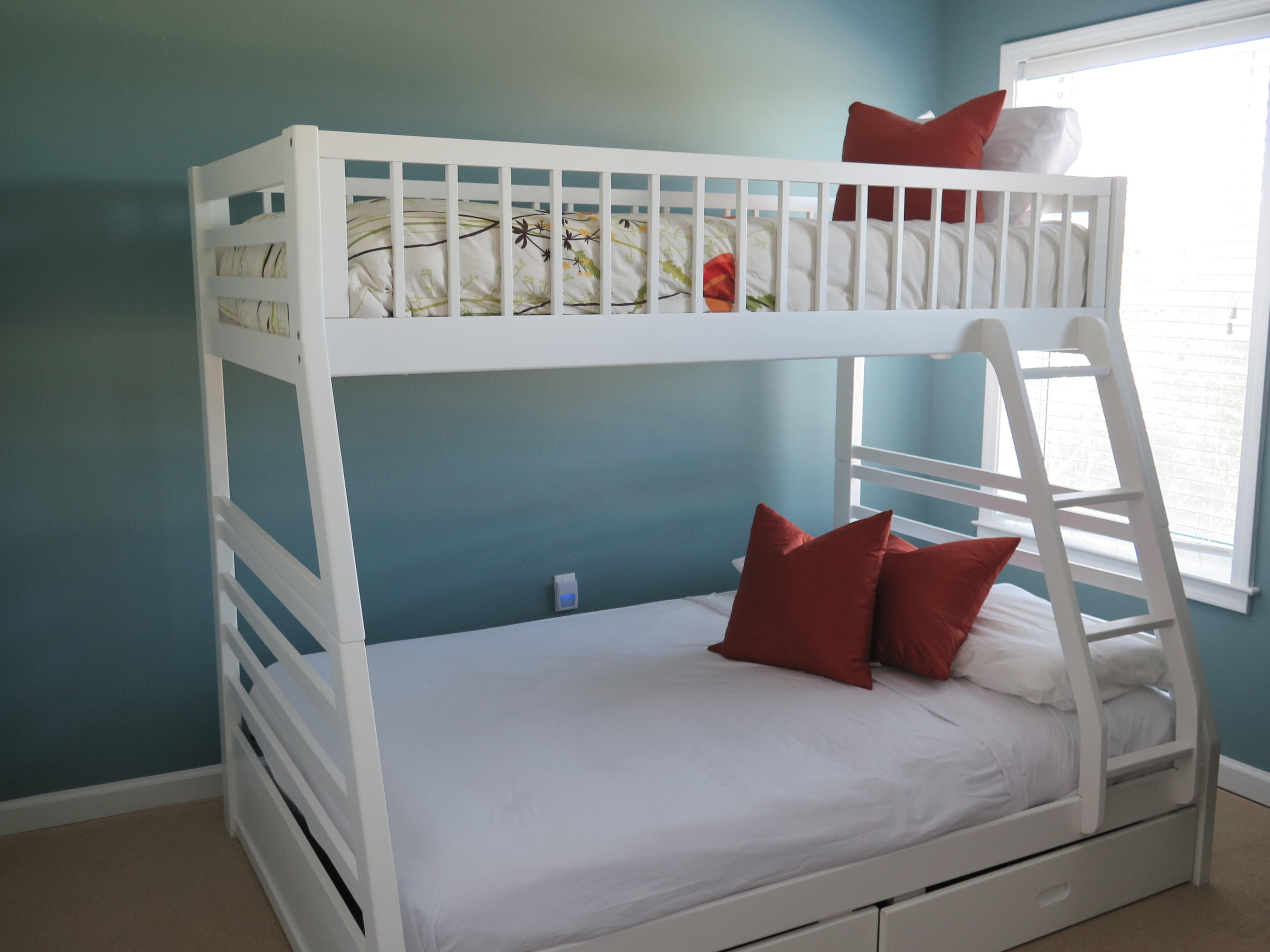 SEABREEZE COTTAGES - Residential