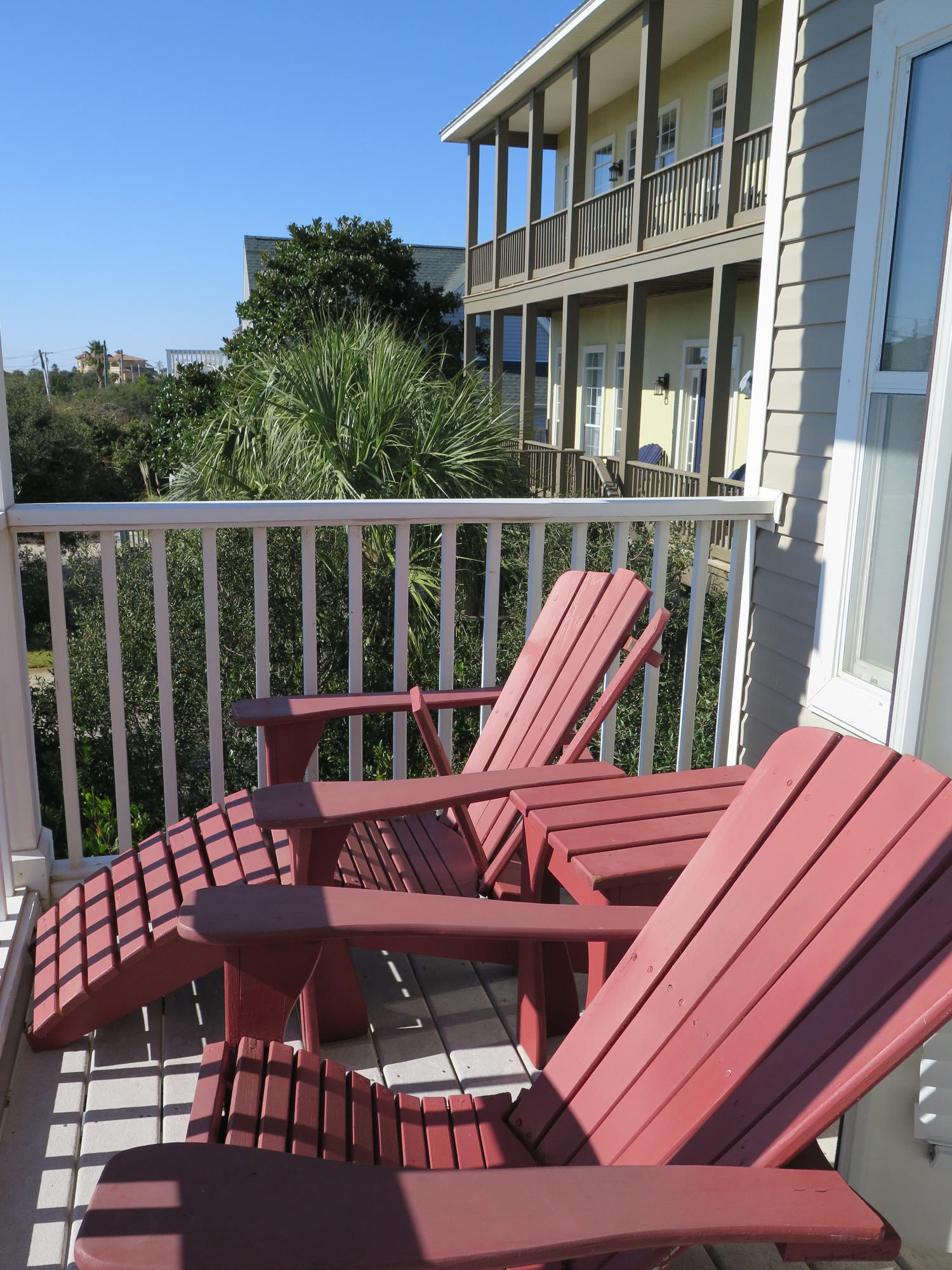 SEABREEZE COTTAGES - Residential