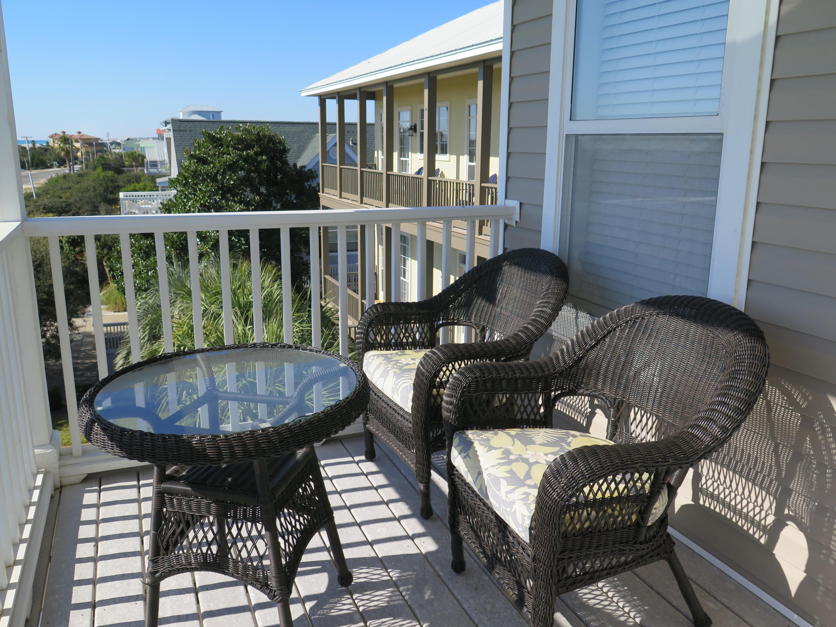 SEABREEZE COTTAGES - Residential