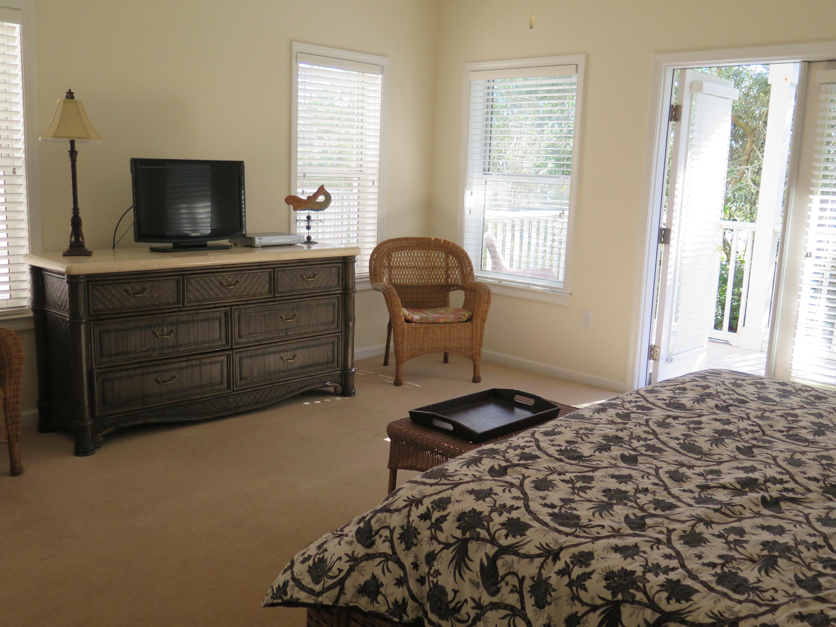 SEABREEZE COTTAGES - Residential