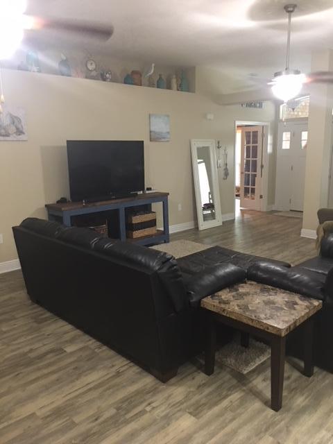 TOM KING ESTATES - Residential