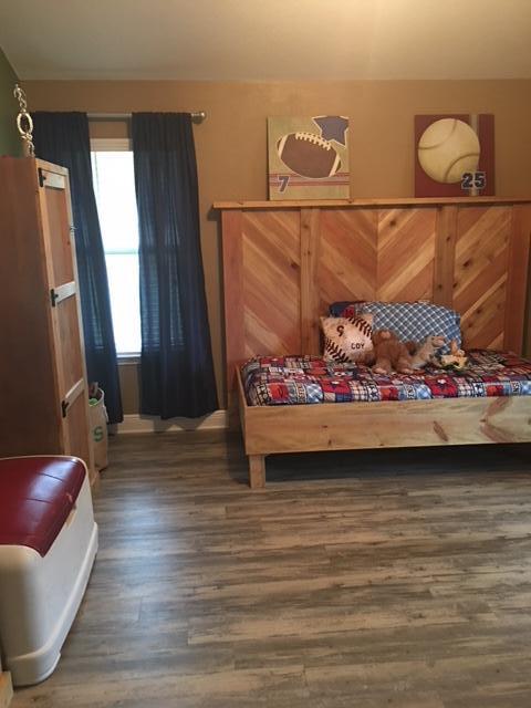 TOM KING ESTATES - Residential