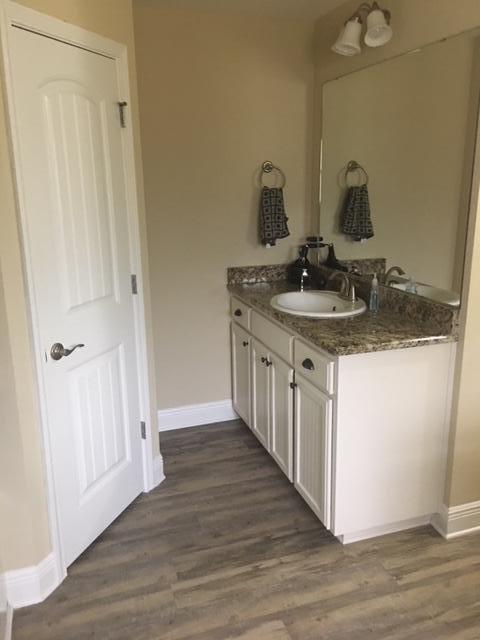 TOM KING ESTATES - Residential