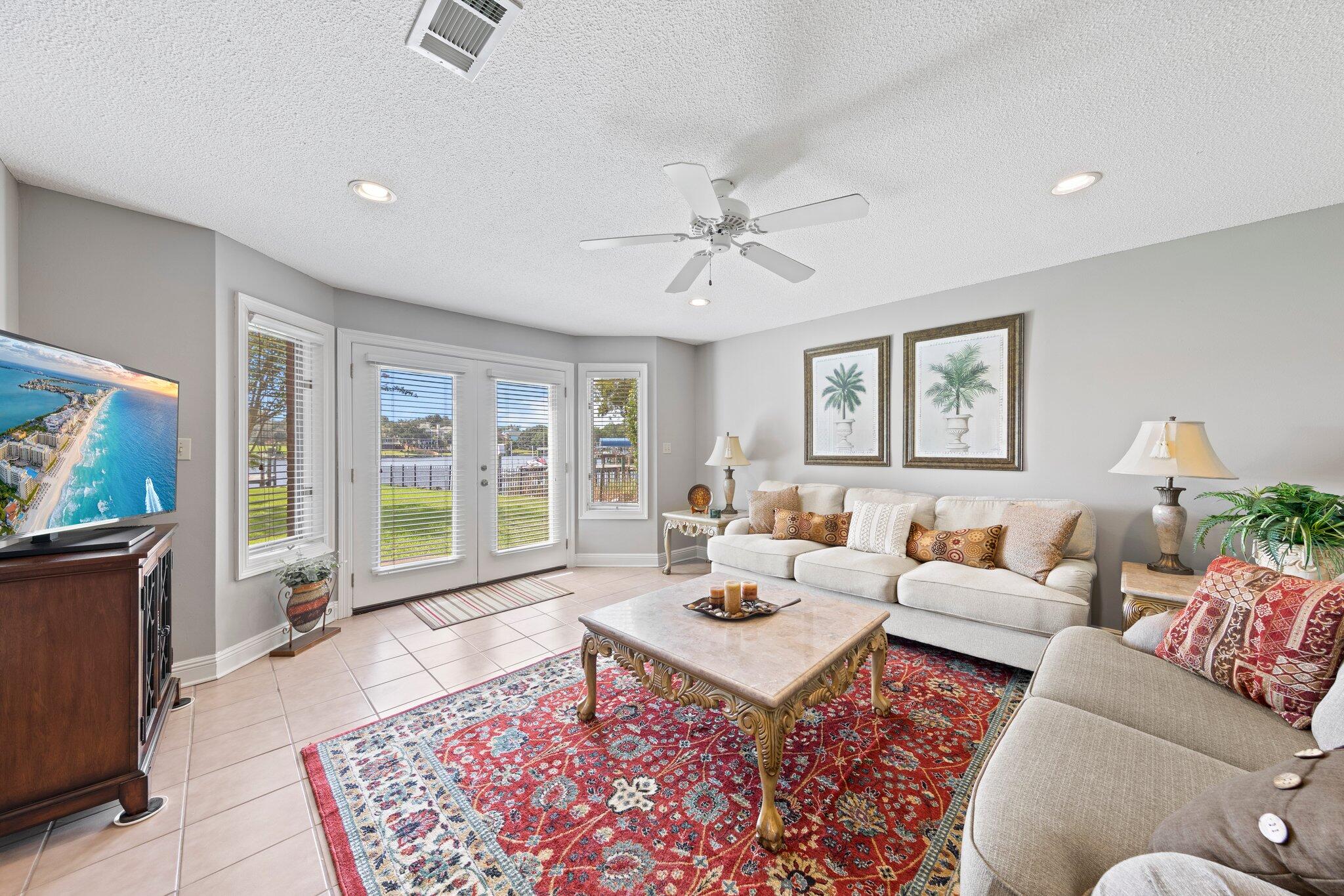 SHALIMAR POINTE S/D - Residential