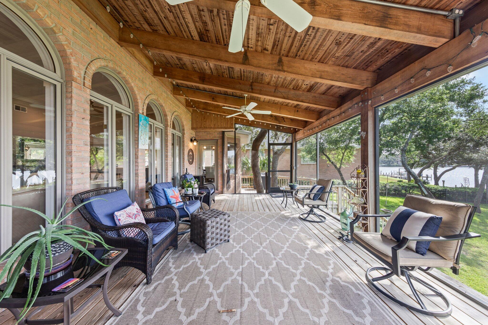 SHALIMAR POINTE S/D - Residential