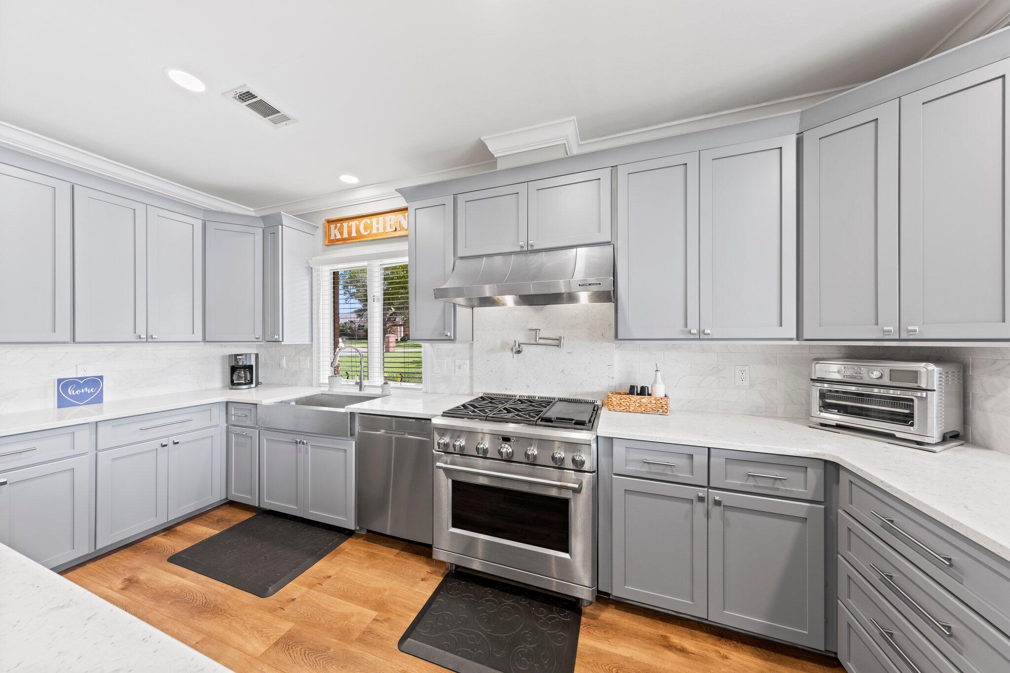 SHALIMAR POINTE S/D - Residential