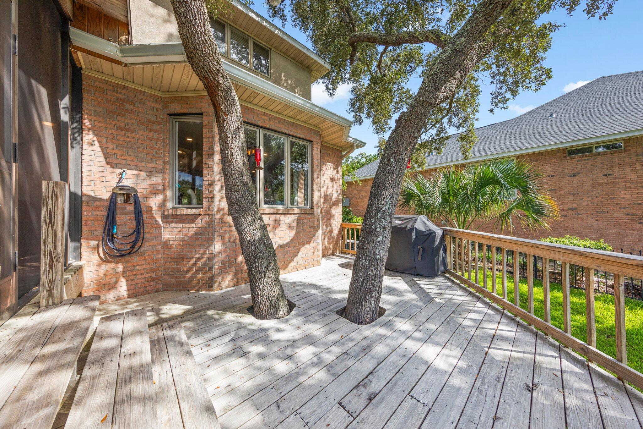 SHALIMAR POINTE S/D - Residential