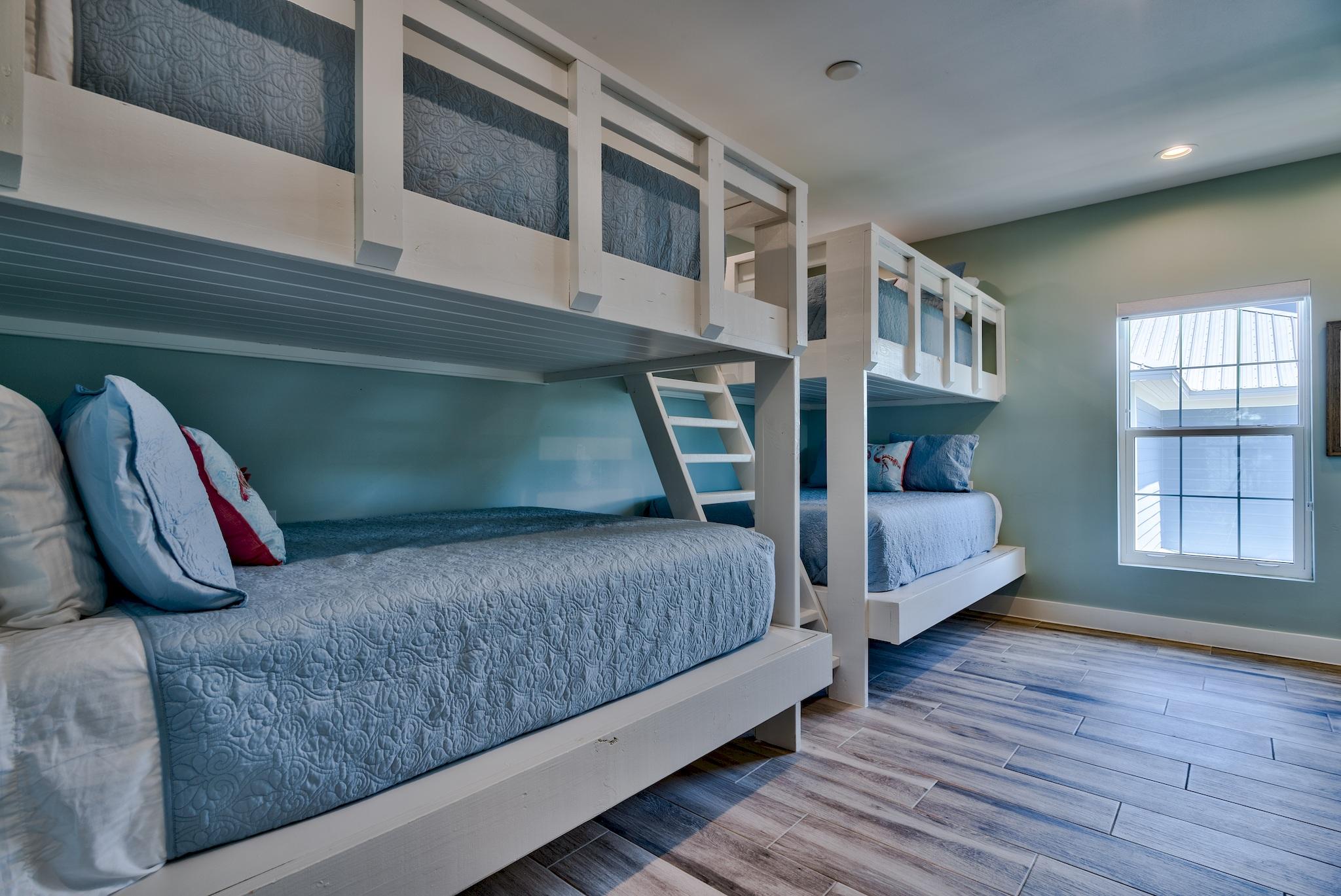 FRANGISTA BEACH 2ND ADDN - Residential