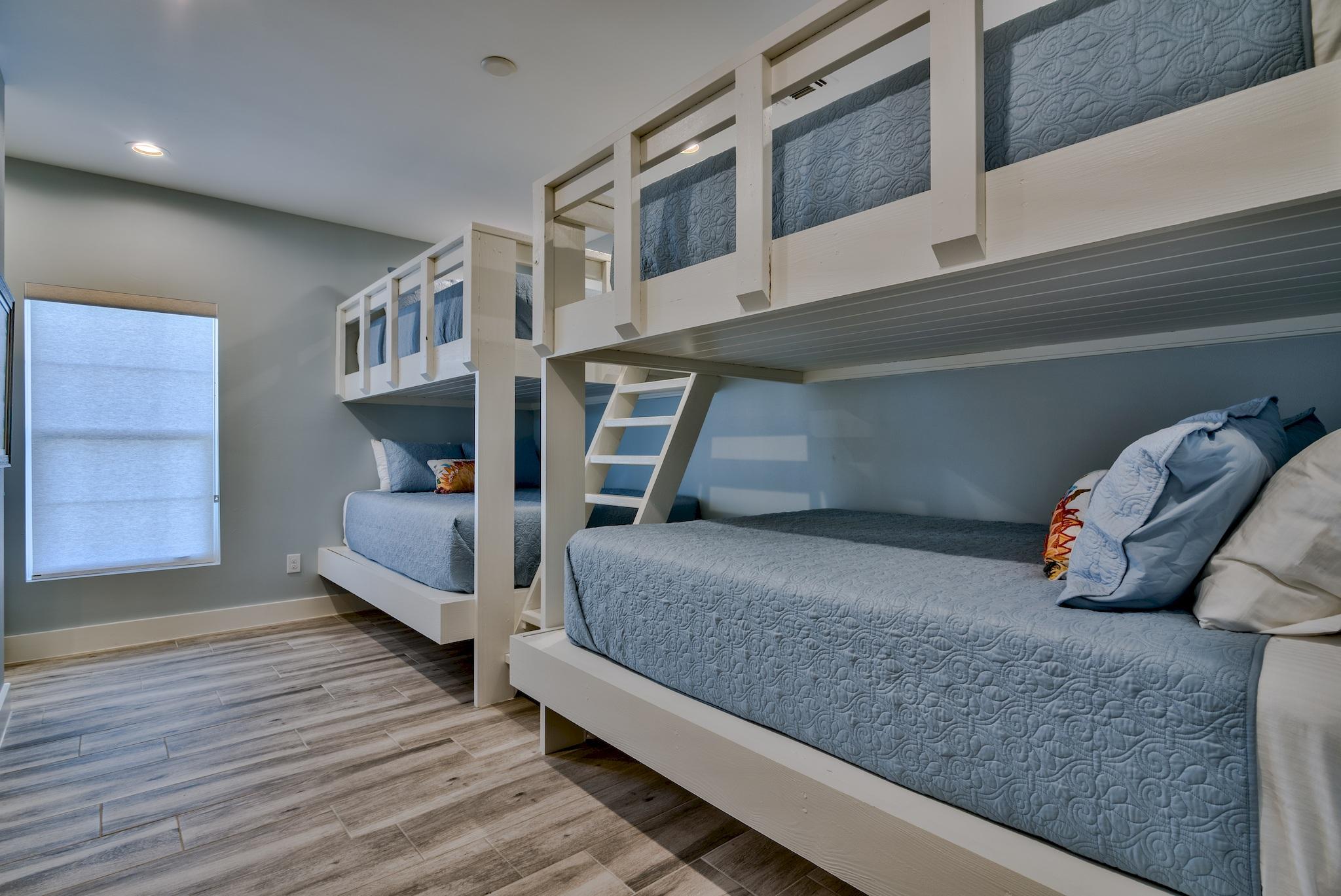 FRANGISTA BEACH 2ND ADDN - Residential