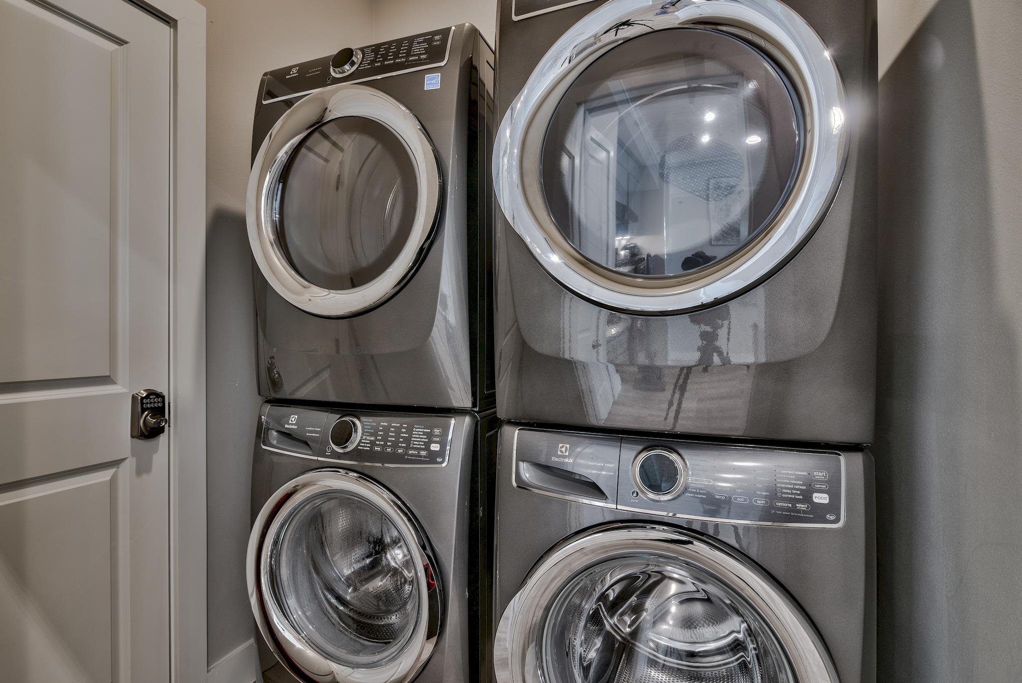 FRANGISTA BEACH 2ND ADDN - Residential