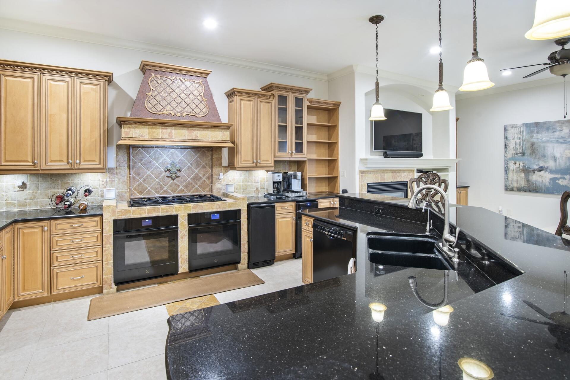 REGATTA BAY PH 1 - Residential