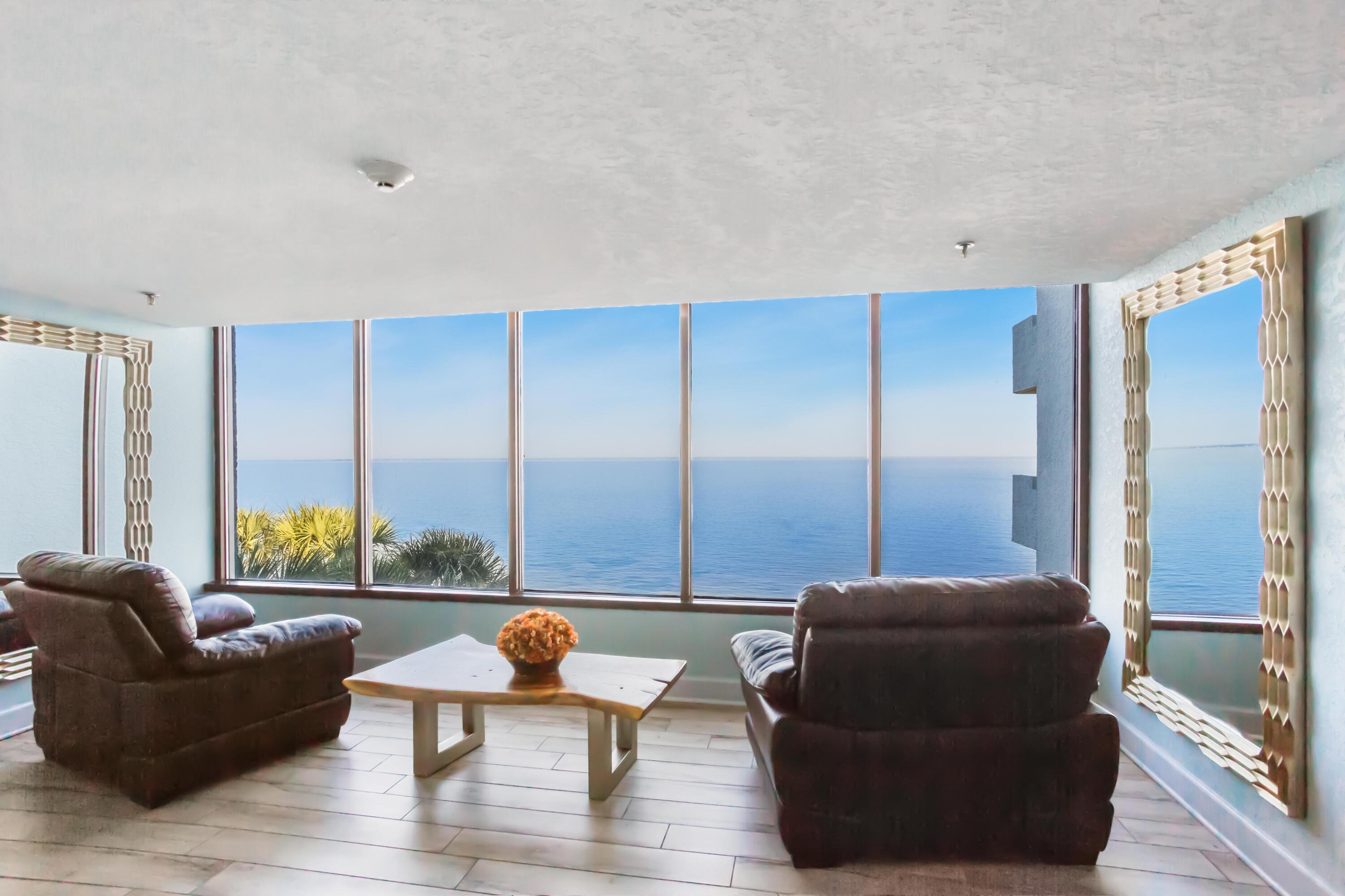 BAYSIDE CONDO SANDESTIN - Residential