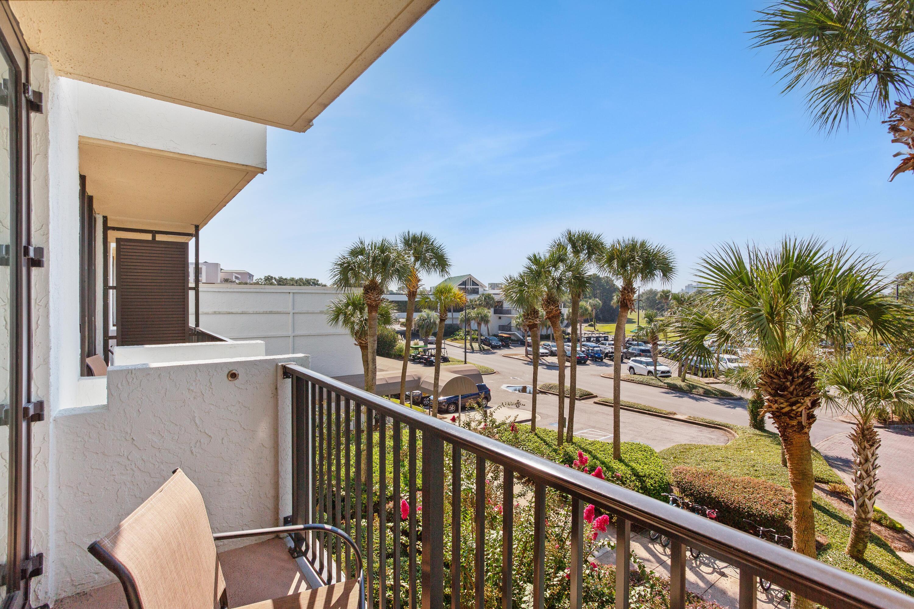 BAYSIDE CONDO SANDESTIN - Residential