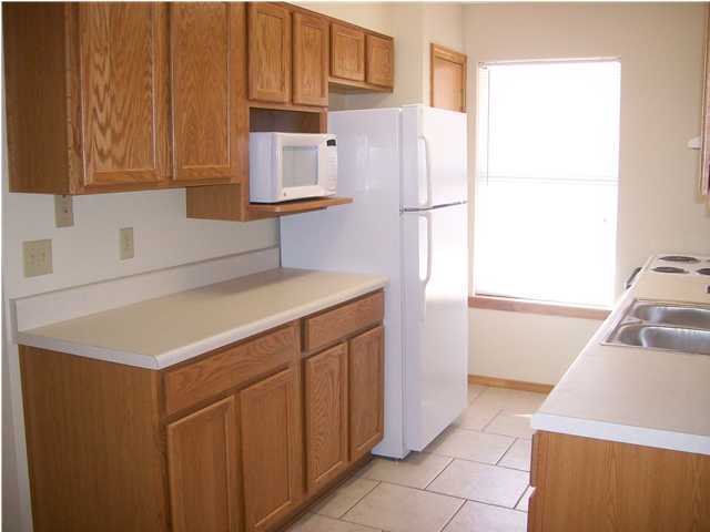 PARKWOOD TERRACE - Residential Lease