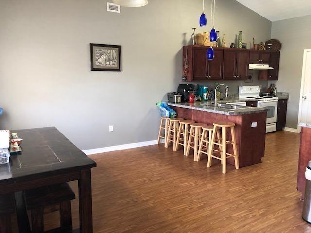 ALICIA PLACE - Residential