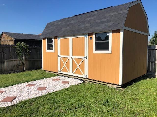 ALICIA PLACE - Residential