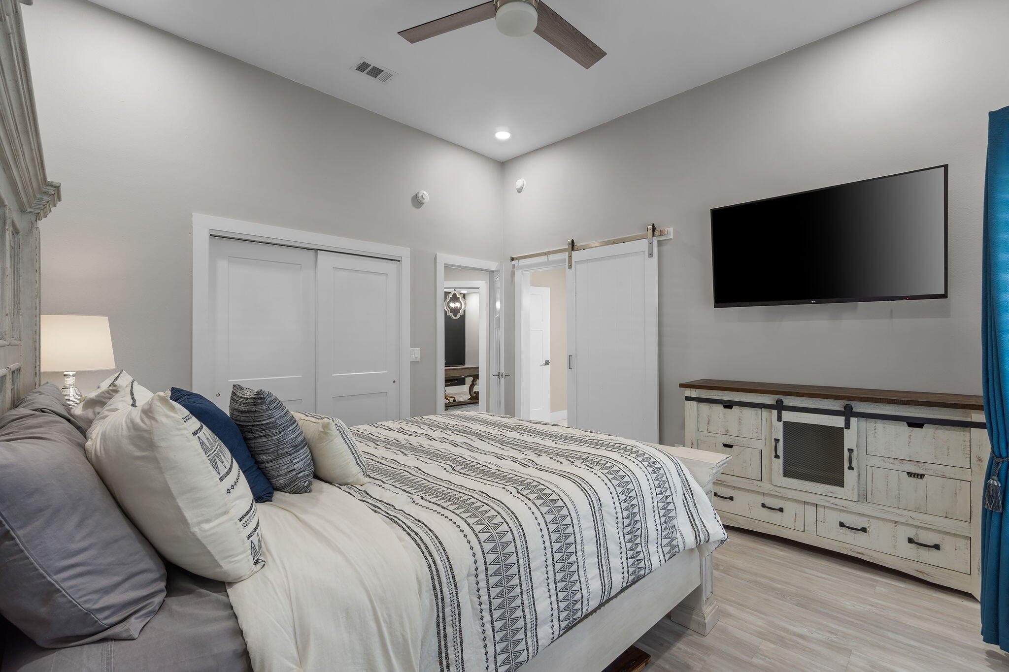 BAYSIDE - Residential