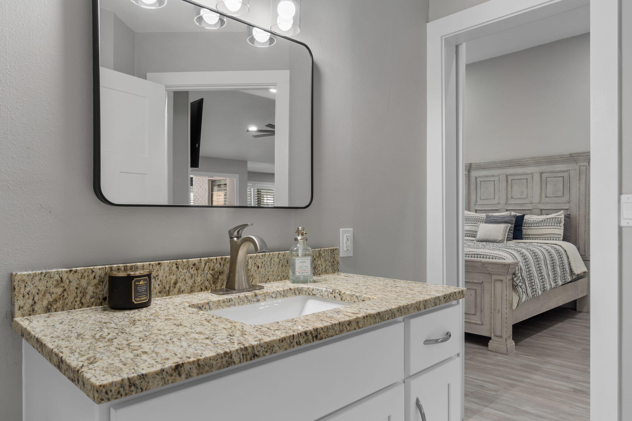 BAYSIDE - Residential