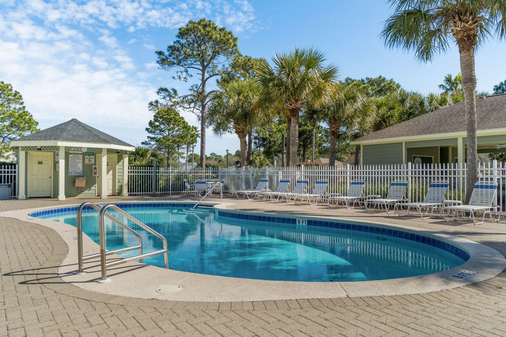 BAYSIDE - Residential