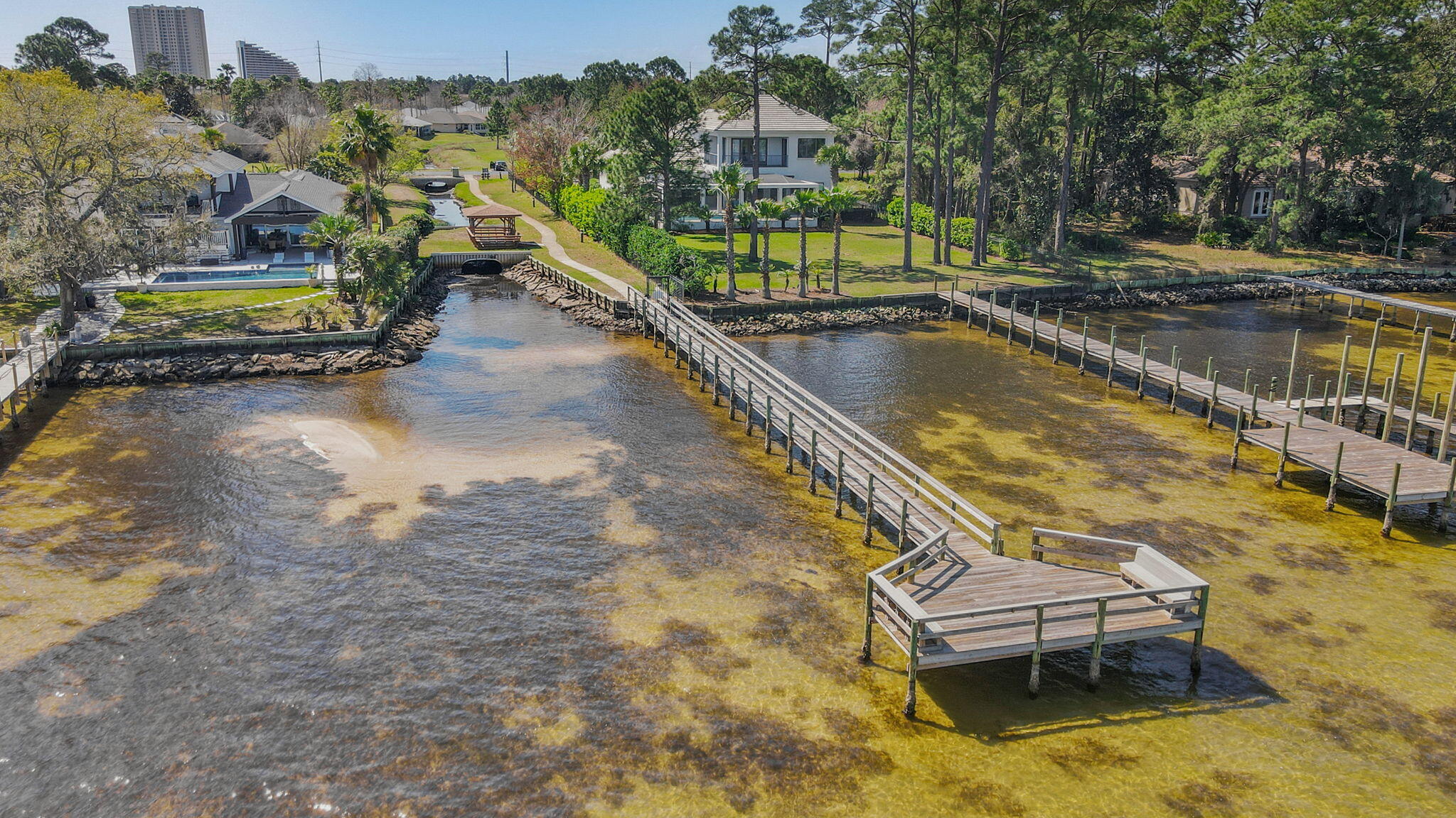 BAYSIDE - Residential