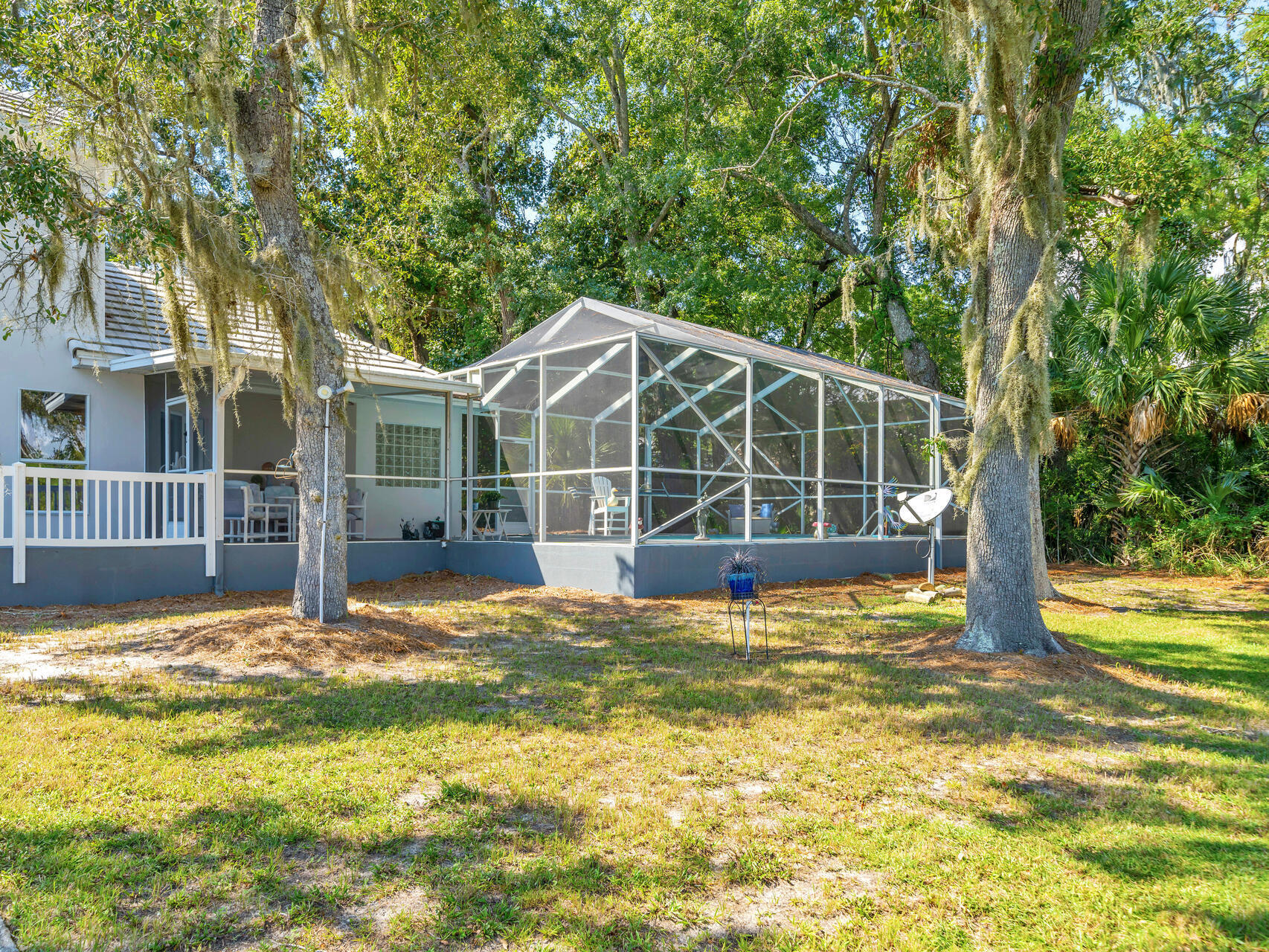 WOODLAND BAYOU ESTATES - Residential