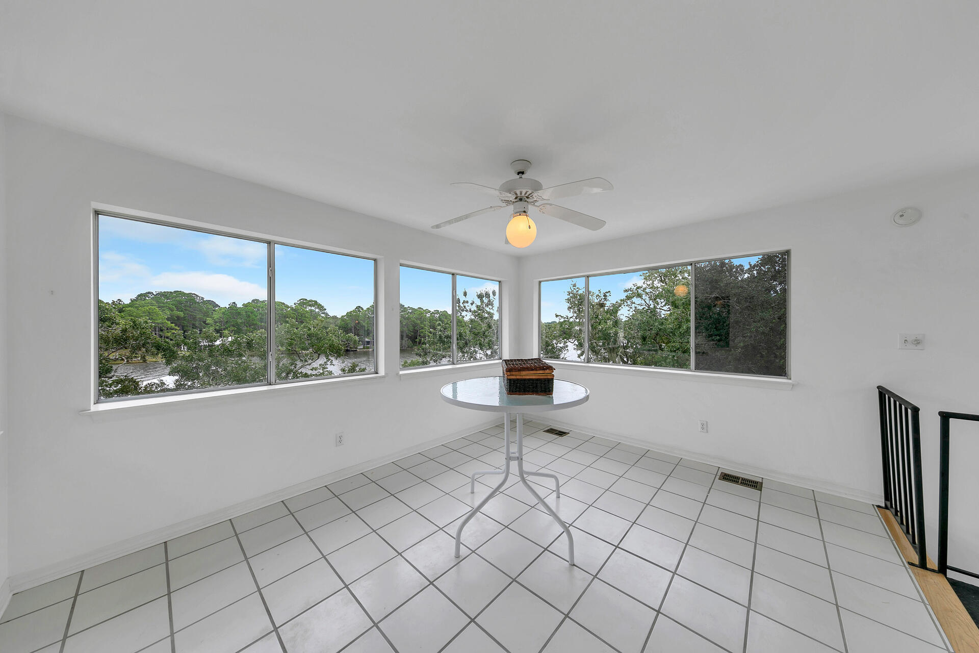 WOODLAND BAYOU ESTATES - Residential