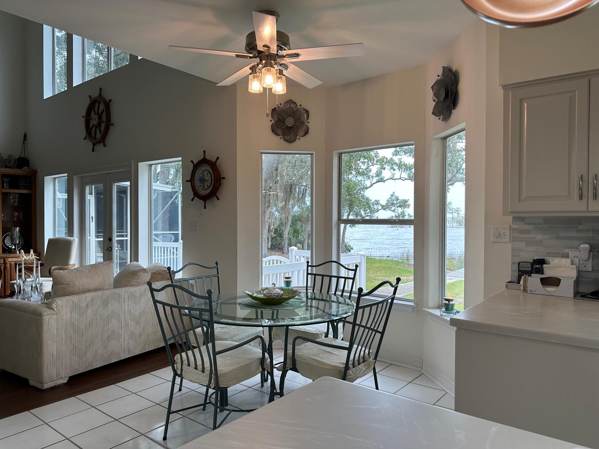 WOODLAND BAYOU ESTATES - Residential