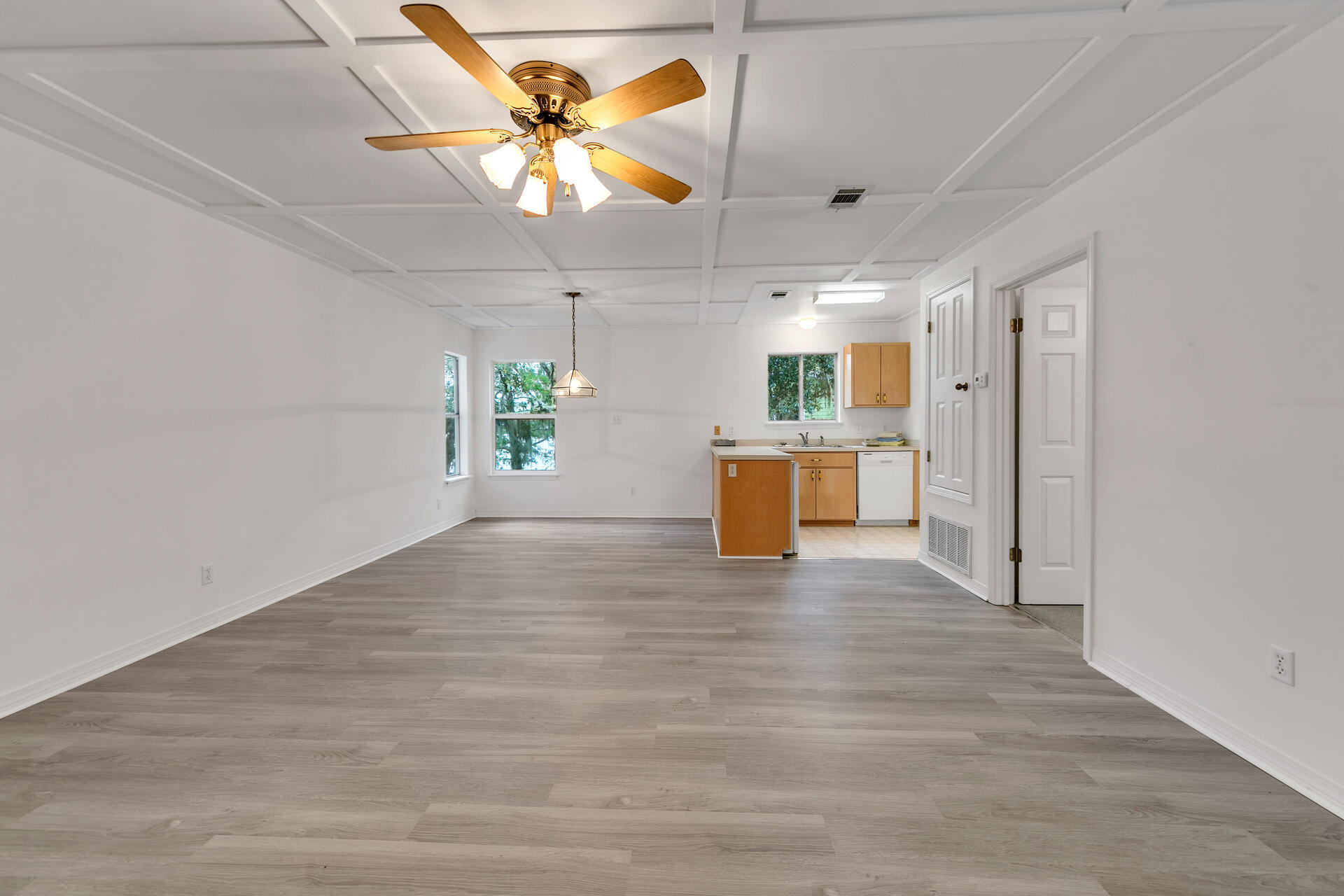 WOODLAND BAYOU ESTATES - Residential