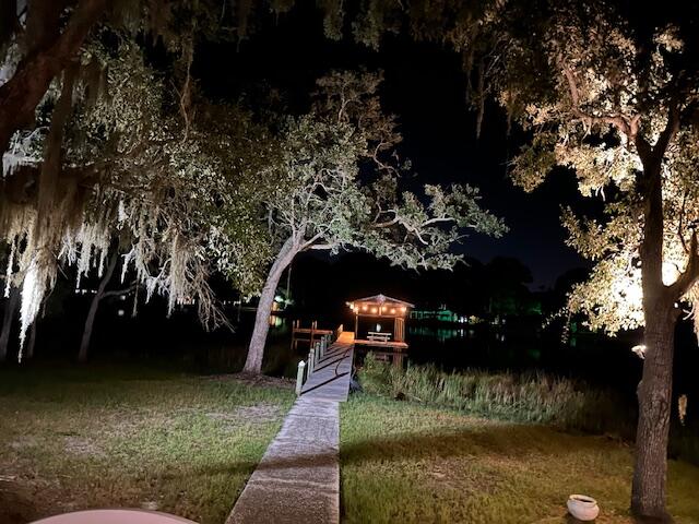 WOODLAND BAYOU ESTATES - Residential