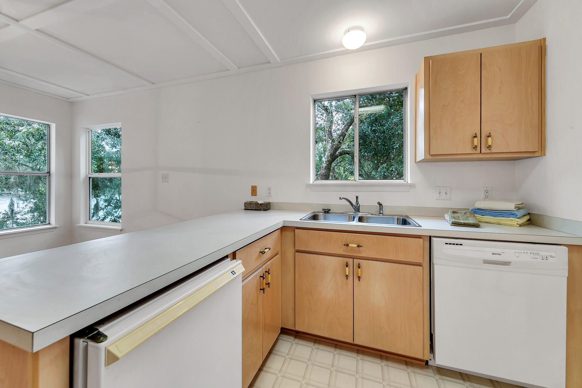 WOODLAND BAYOU ESTATES - Residential