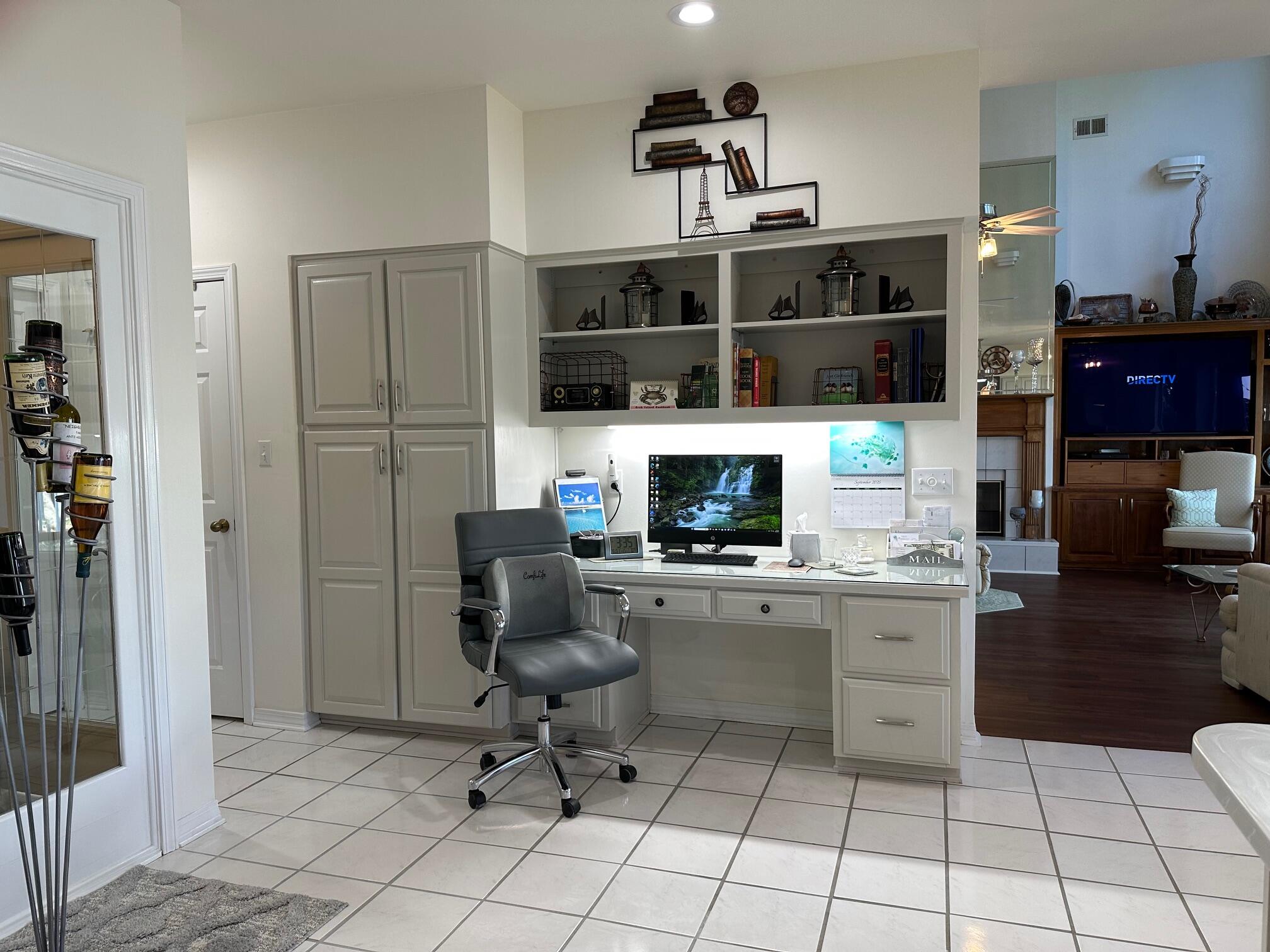 WOODLAND BAYOU ESTATES - Residential