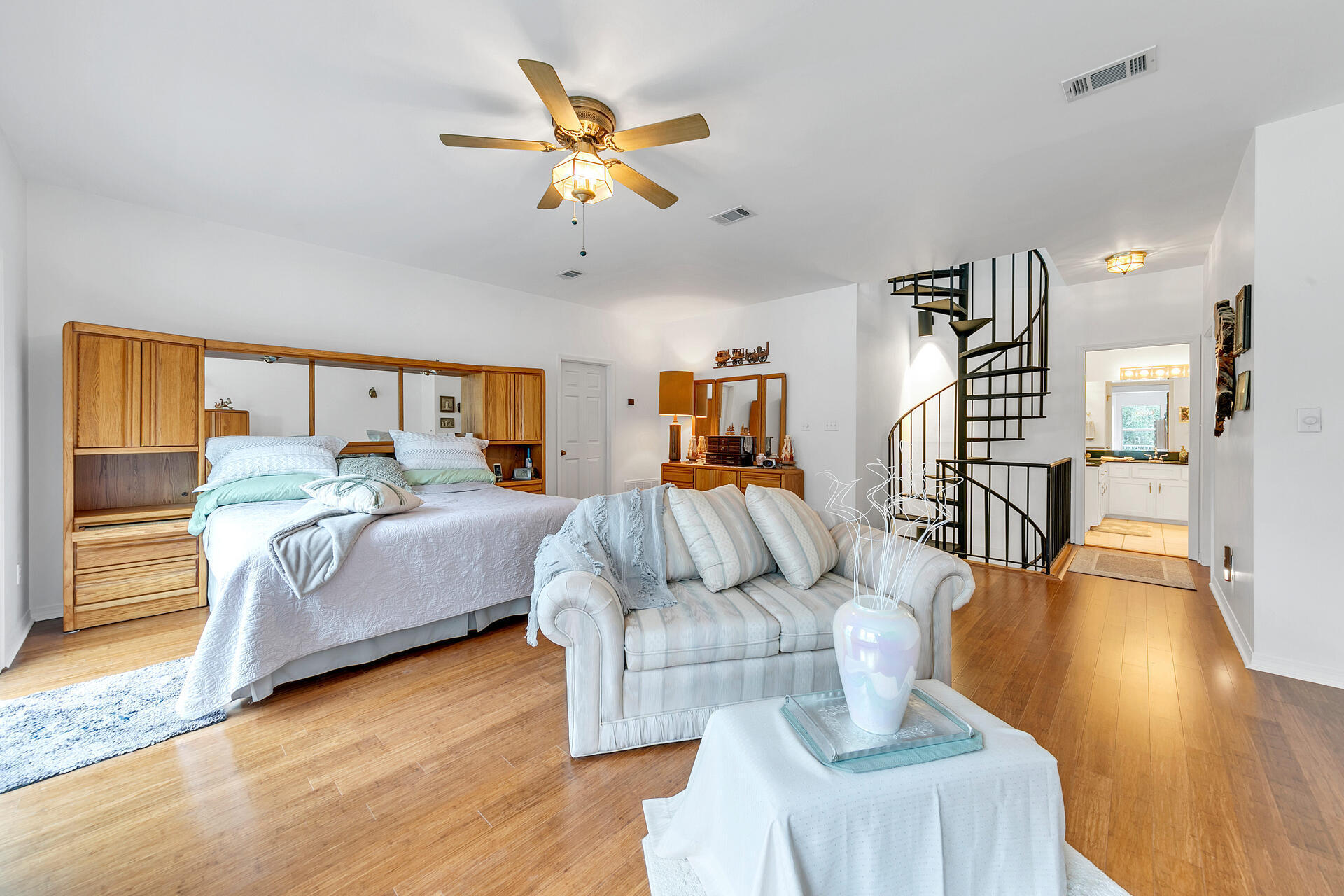 WOODLAND BAYOU ESTATES - Residential