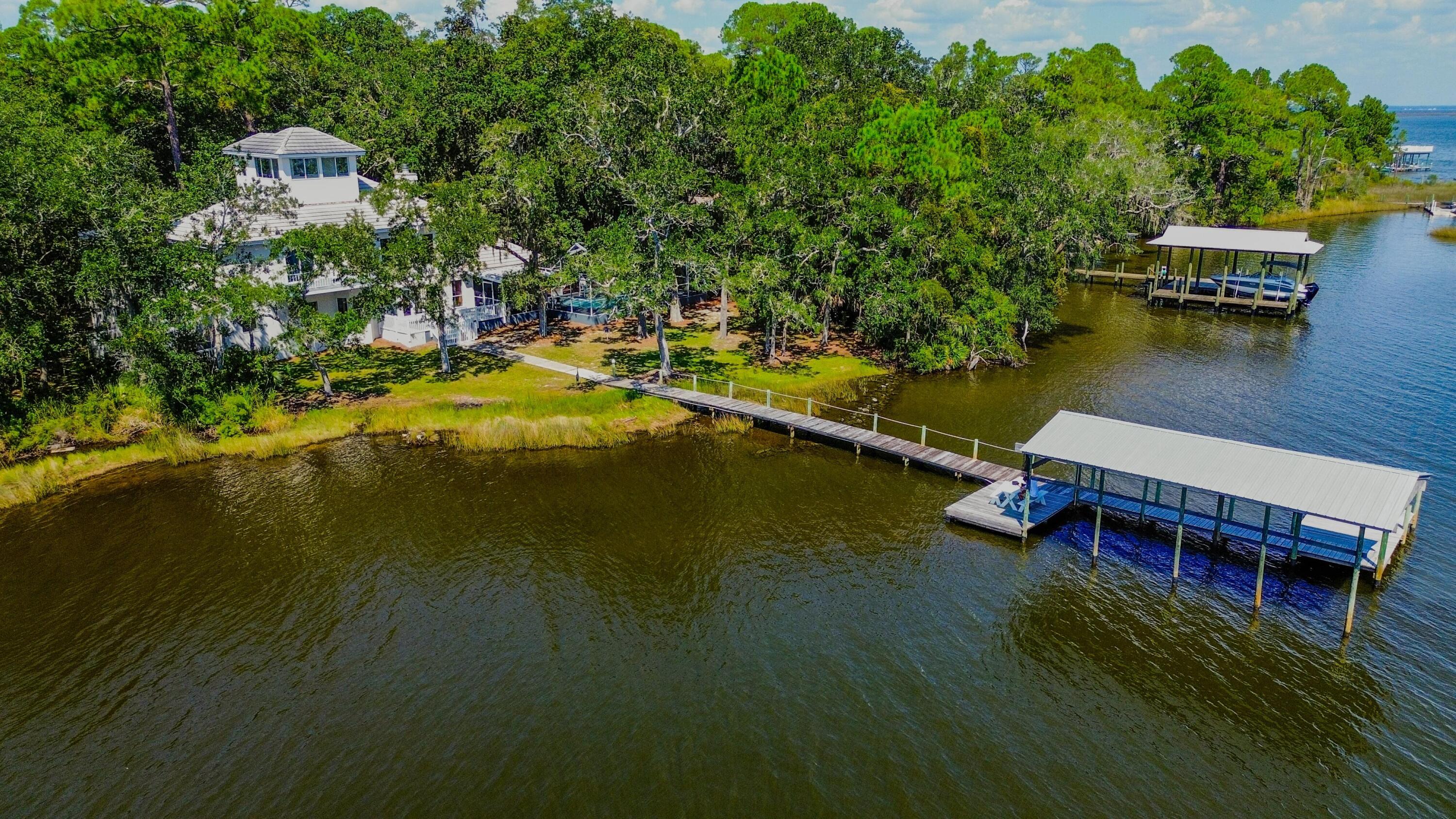 WOODLAND BAYOU ESTATES - Residential