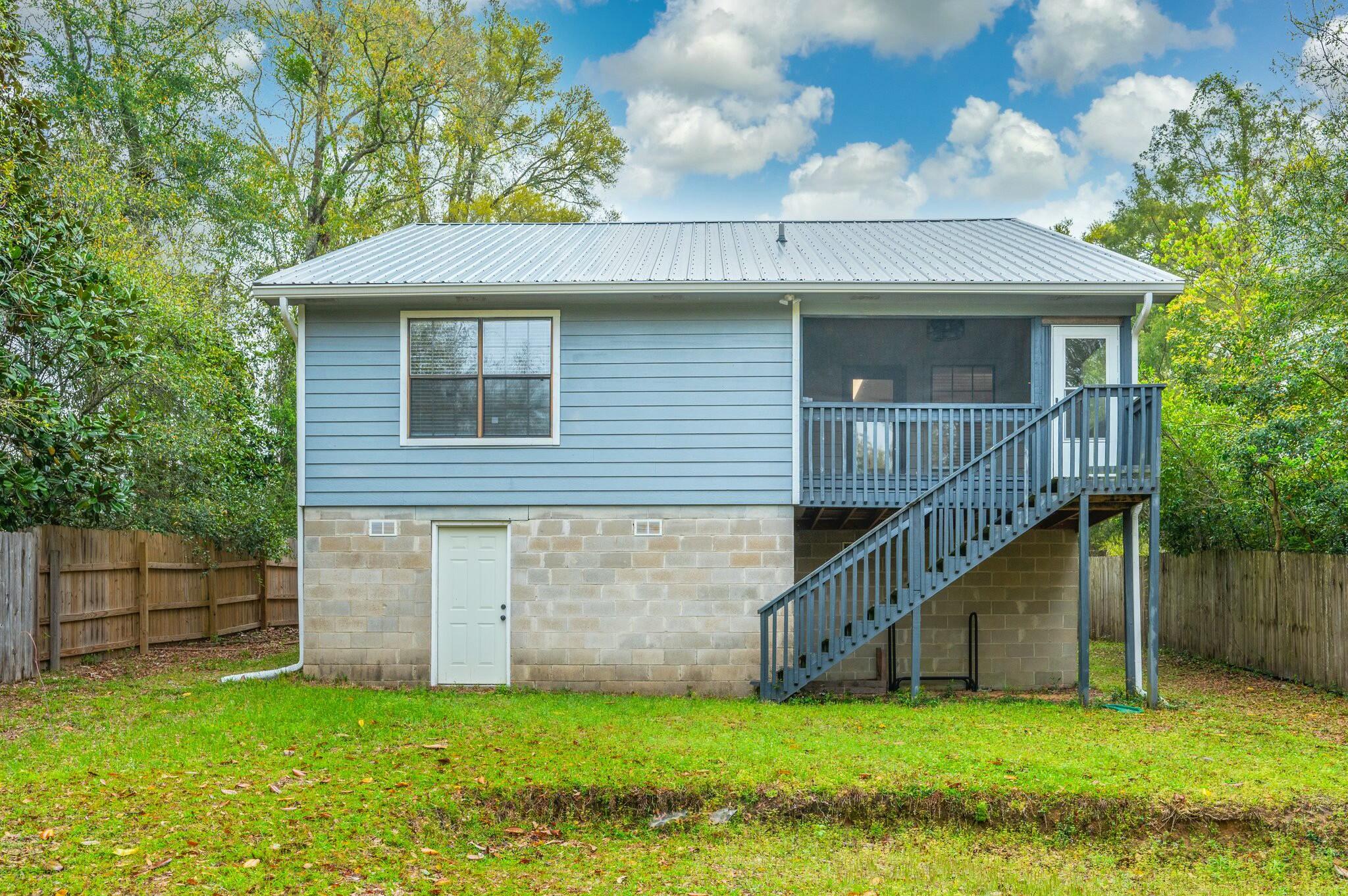 FLORIDA HEIGHTS - Residential