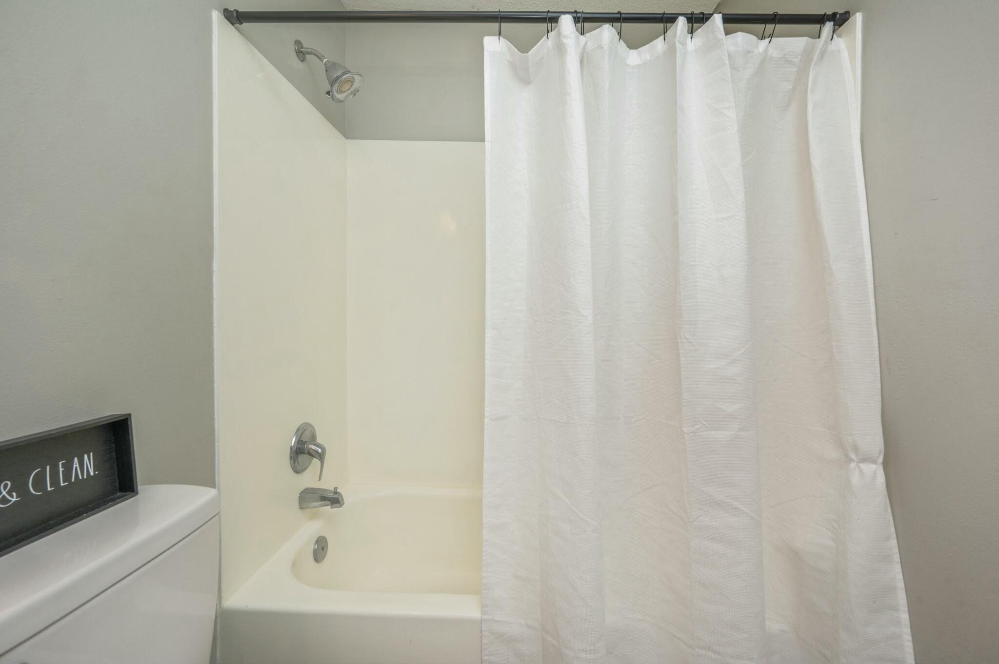 FLORIDA HEIGHTS - Residential