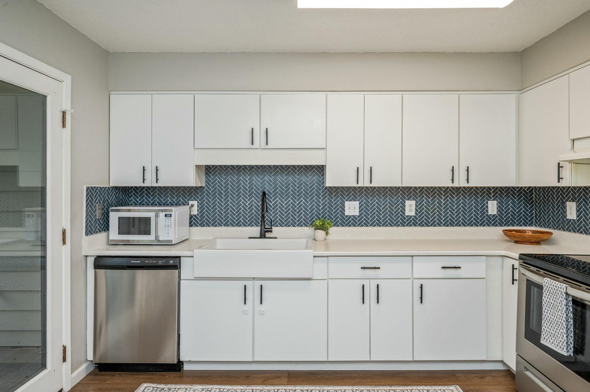 FLORIDA HEIGHTS - Residential