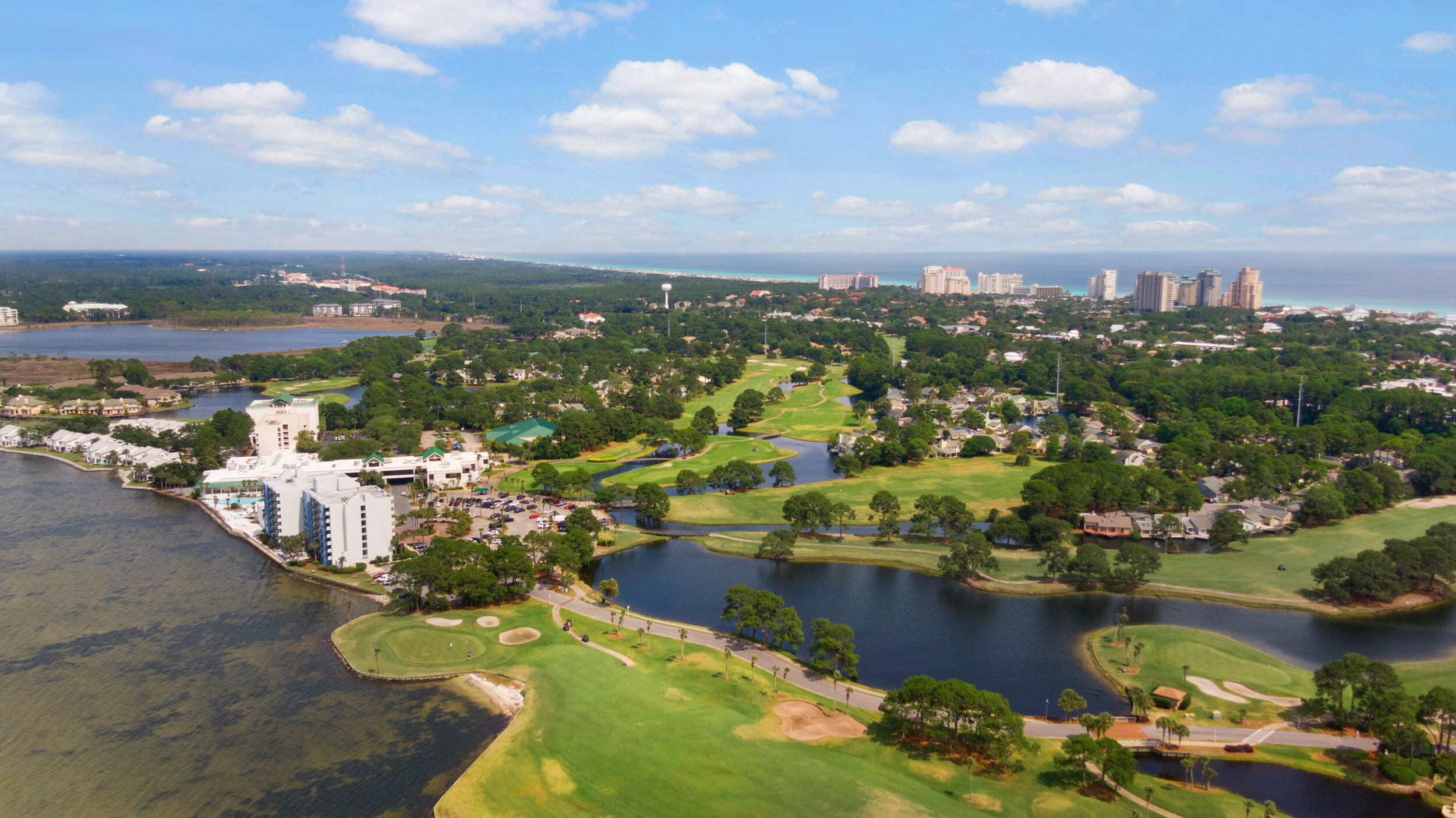 BAYSIDE CONDO SANDESTIN - Residential