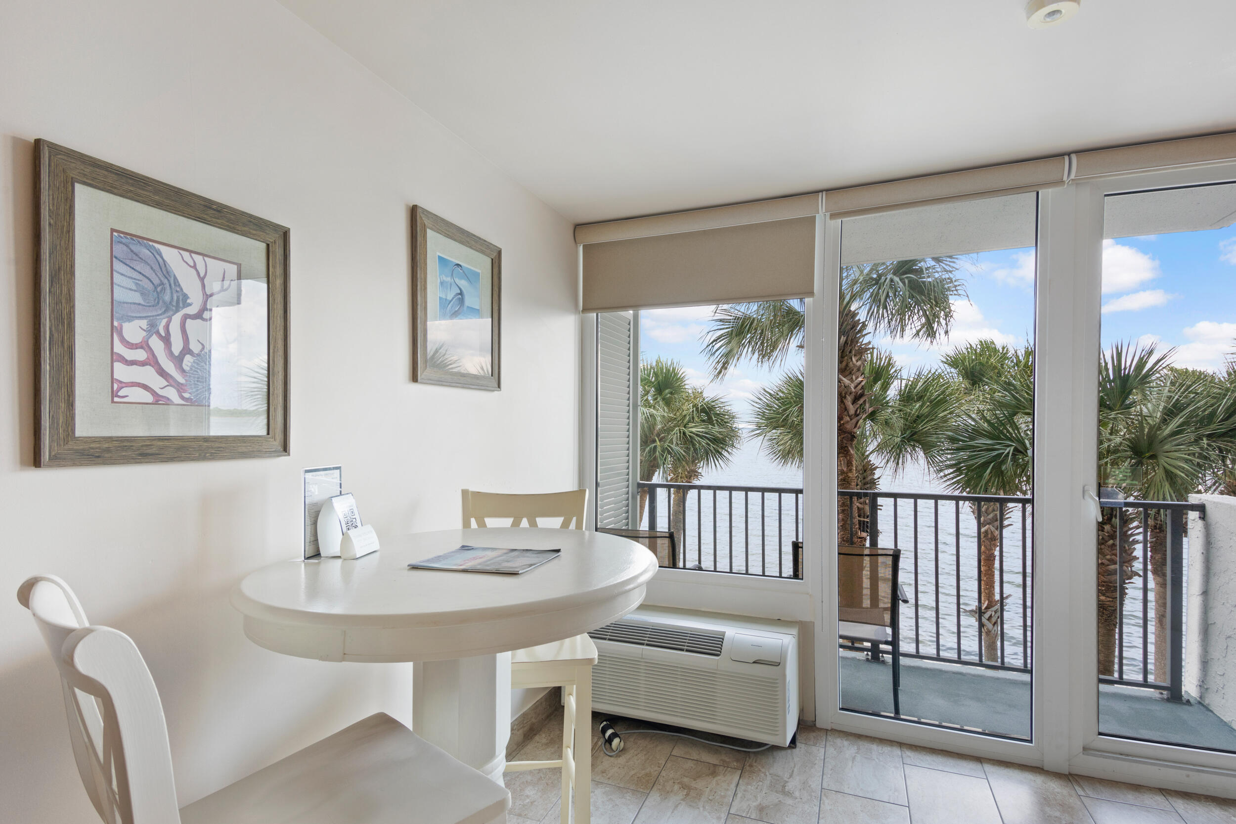 BAYSIDE CONDO SANDESTIN - Residential