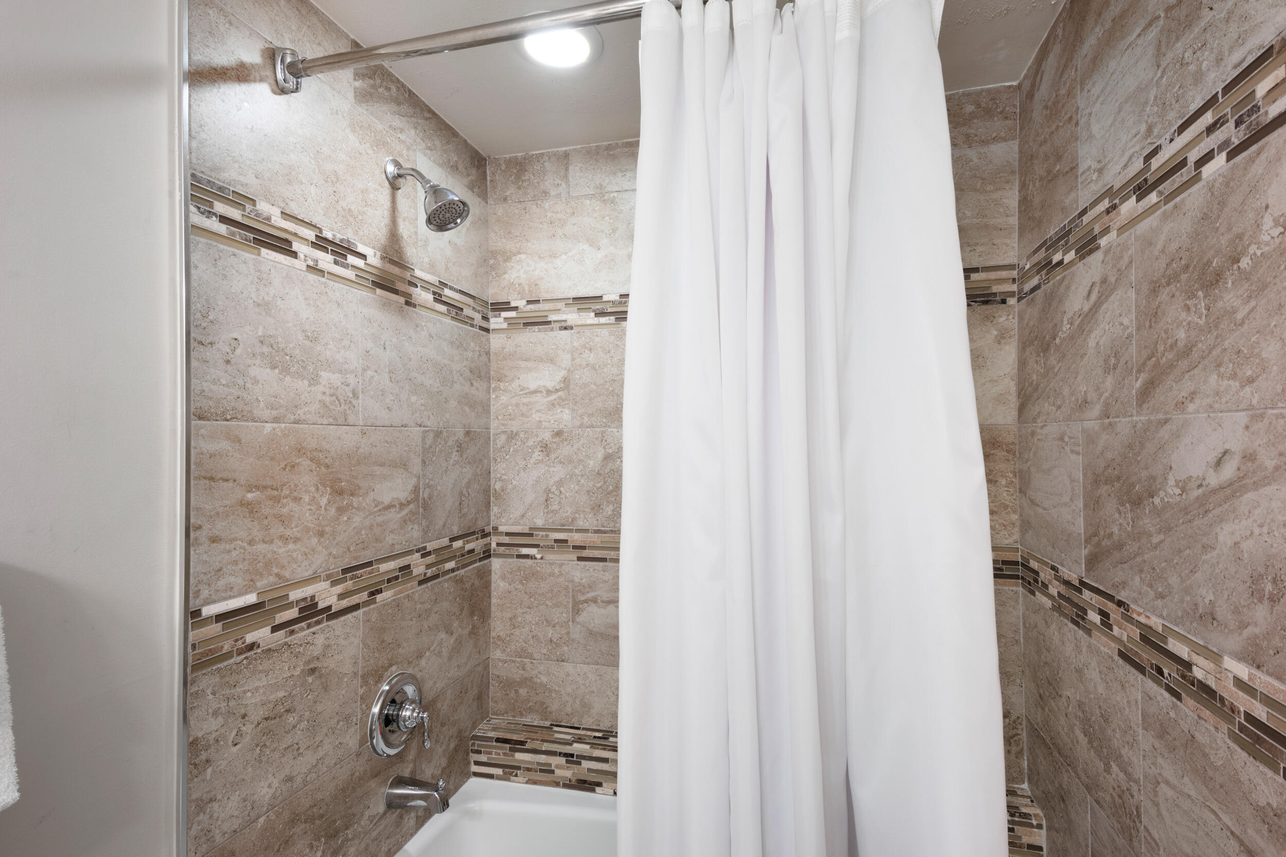 BAYSIDE CONDO SANDESTIN - Residential