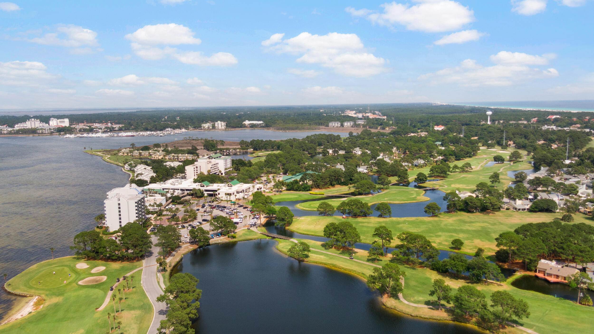 BAYSIDE CONDO SANDESTIN - Residential
