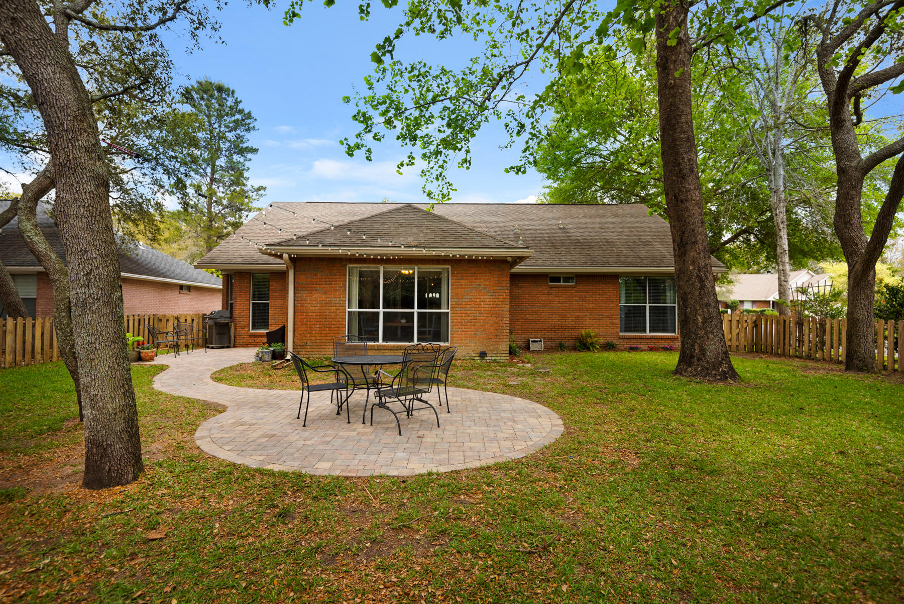 PARKWOOD LANE BLUEWATER BAY - Residential