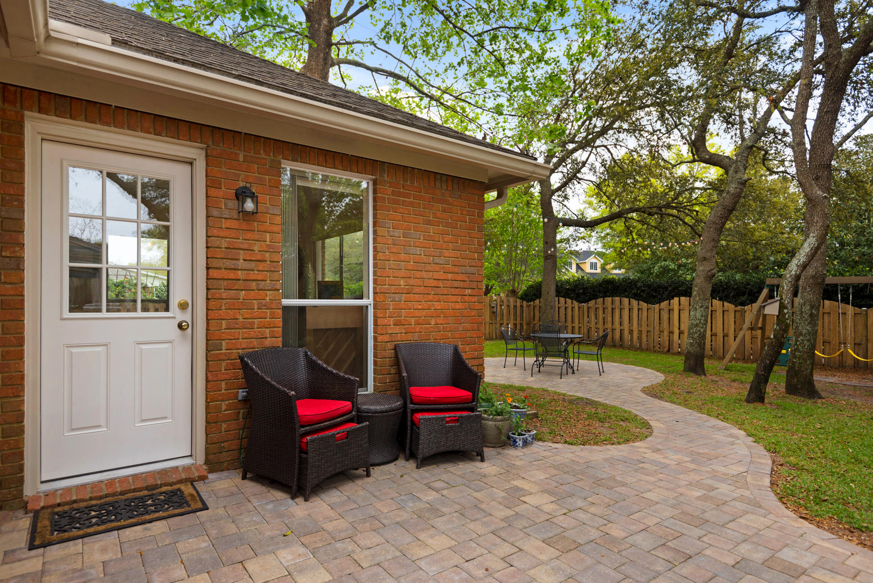 PARKWOOD LANE BLUEWATER BAY - Residential