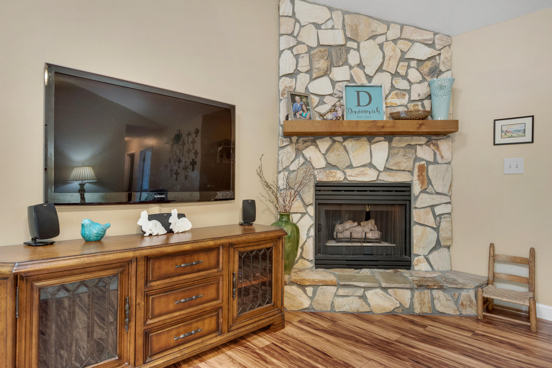 PARKWOOD LANE BLUEWATER BAY - Residential