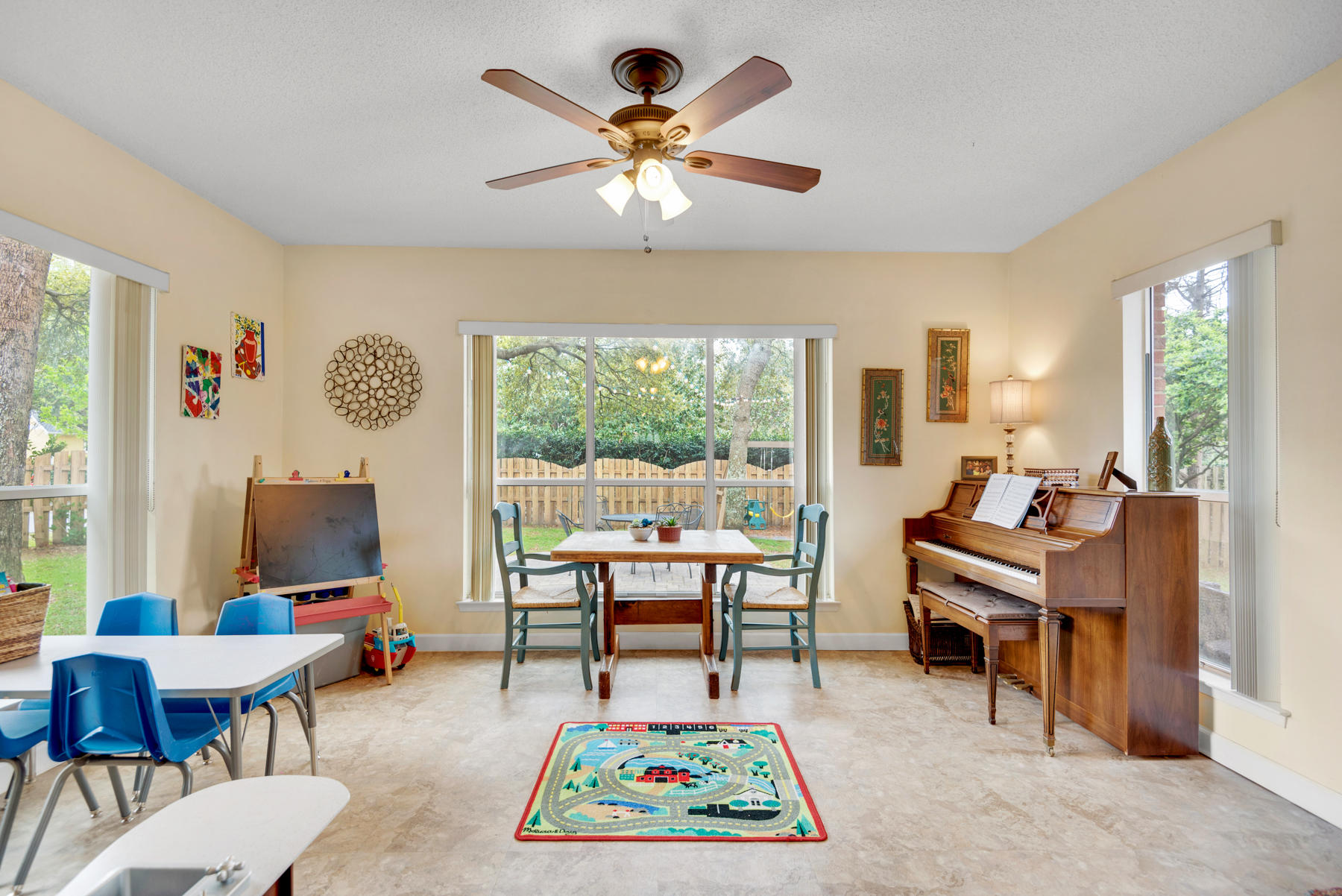 PARKWOOD LANE BLUEWATER BAY - Residential