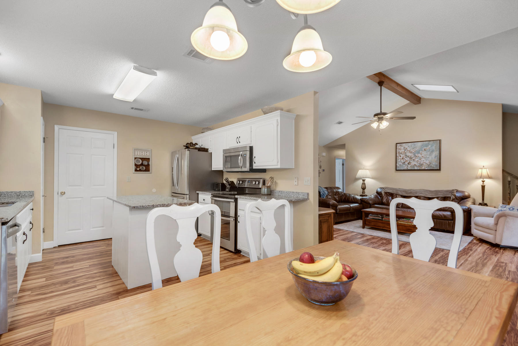 PARKWOOD LANE BLUEWATER BAY - Residential